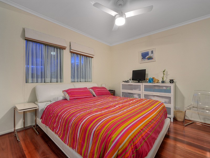 7/2 MACQUARIE STREET, New Farm QLD 4005