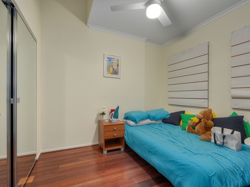 7/2 MACQUARIE STREET, New Farm QLD 4005