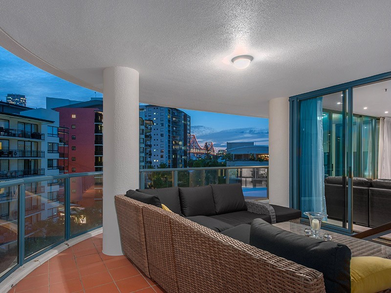 24/8 Goodwin Street, Kangaroo Point QLD 4169