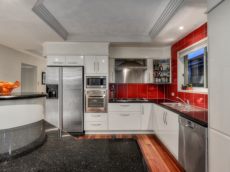 2/88 Oxlade Drive, New Farm QLD 4005