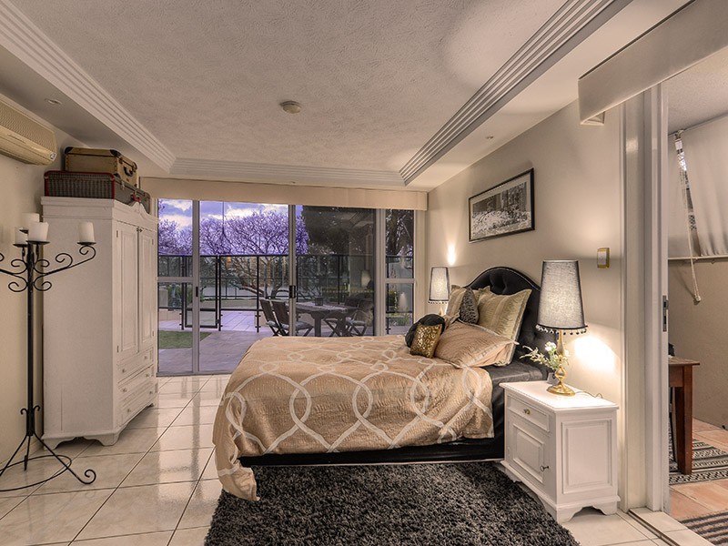 2/88 Oxlade Drive, New Farm QLD 4005