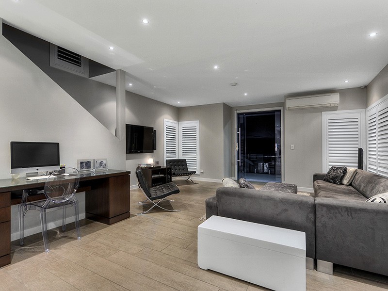 12 Blythe Street, Kelvin Grove QLD 4059