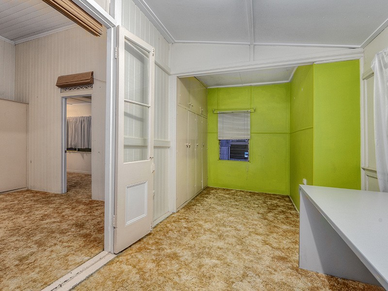 143 Oxlade Drive, New Farm QLD 4005