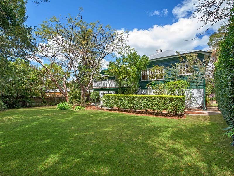 1 Burilda Street, Hendra QLD 4011