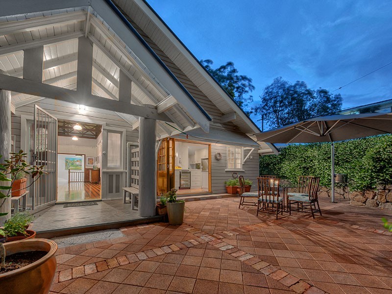 9 Mackay Street, Windsor QLD 4030