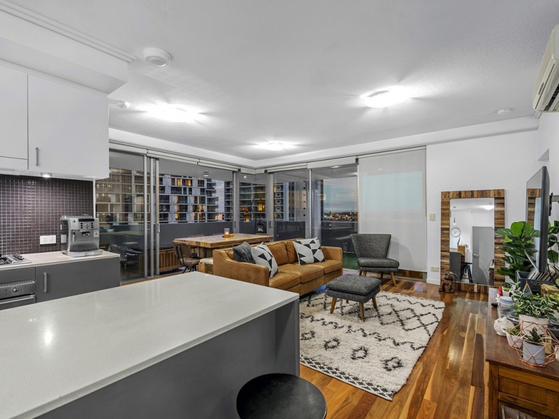 866/43 Hercules Street, Hamilton QLD 4007