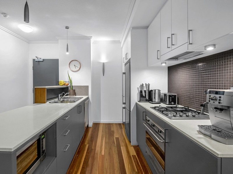 866/43 Hercules Street, Hamilton QLD 4007