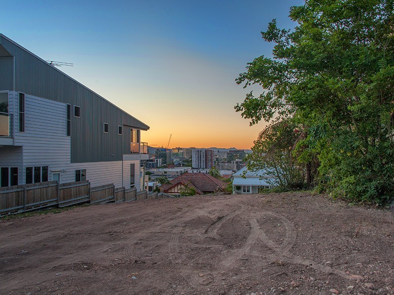 7 Teneriffe Drive, New Farm QLD 4005