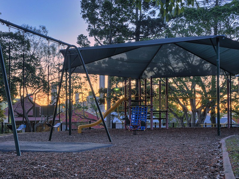 7 Teneriffe Drive, New Farm QLD 4005