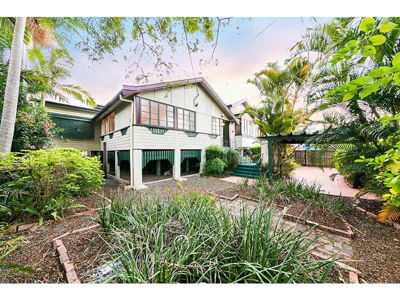 89 Cavendish Road, Coorparoo QLD 4151