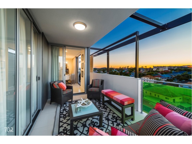‘Eastwood’ 702/159 Logan Road, Woolloongabba QLD 4102