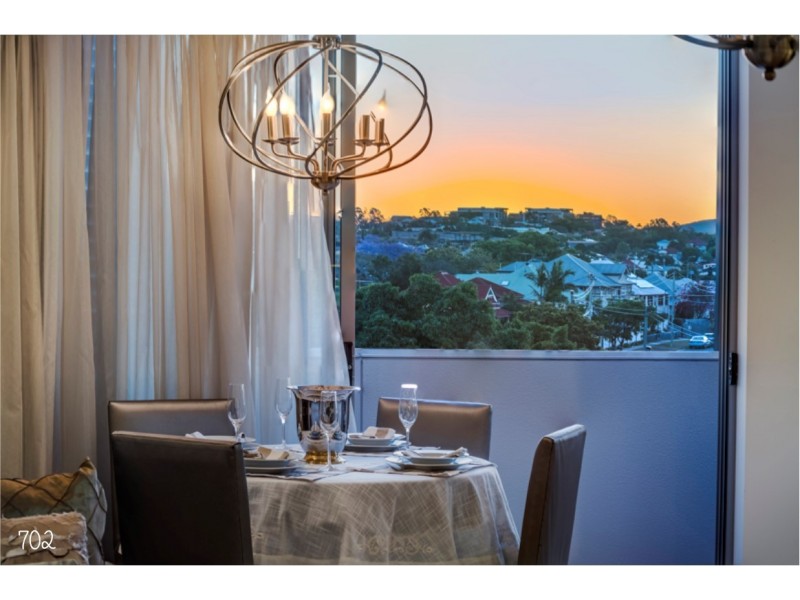 ‘Eastwood’ 702/159 Logan Road, Woolloongabba QLD 4102