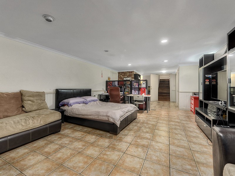 18 LOCKE STREET, New Farm QLD 4005