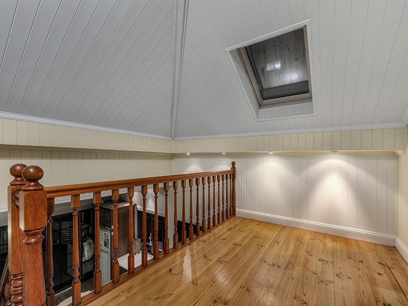 18 LOCKE STREET, New Farm QLD 4005