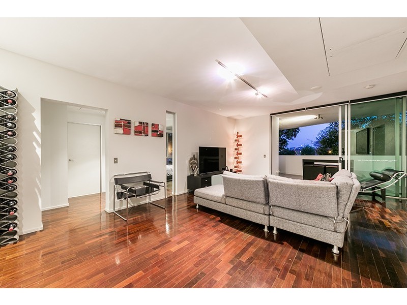 21/20 Newstead Terrace, Newstead QLD 4006