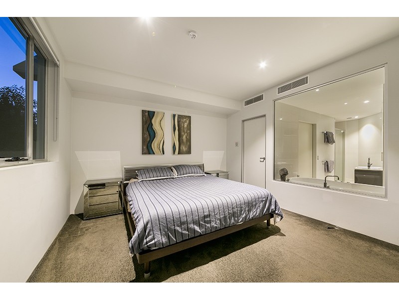 21/20 Newstead Terrace, Newstead QLD 4006