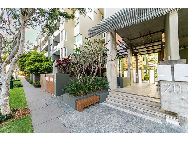 21/20 Newstead Terrace, Newstead QLD 4006