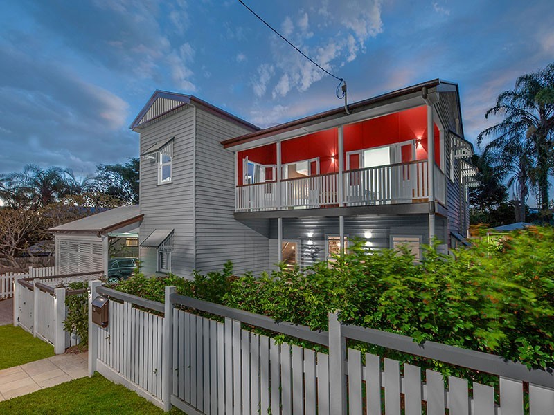 54 DANSIE STREET, Greenslopes QLD 4120