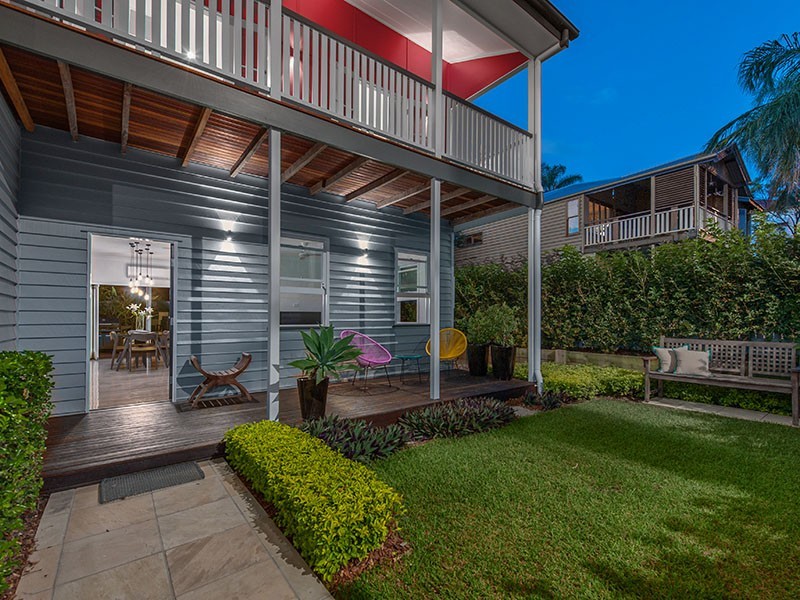 54 DANSIE STREET, Greenslopes QLD 4120