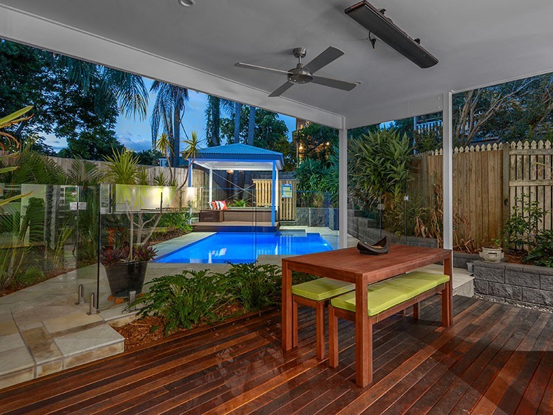 54 DANSIE STREET, Greenslopes QLD 4120