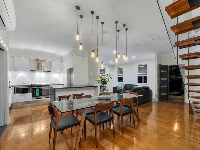54 DANSIE STREET, Greenslopes QLD 4120
