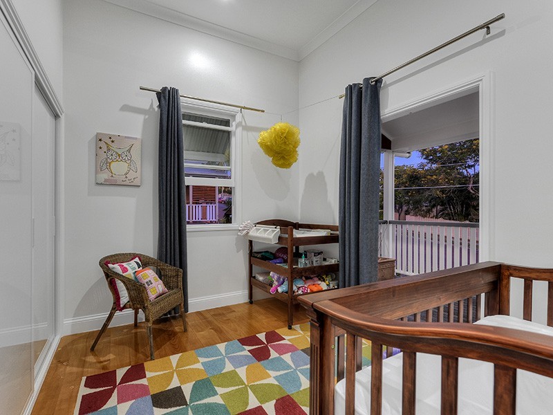 54 DANSIE STREET, Greenslopes QLD 4120