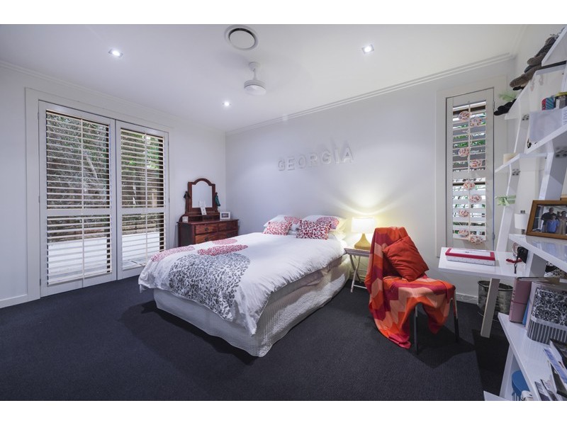 125 Crosby Road, Hamilton QLD 4007