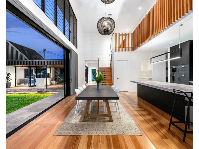 14 Matong Street, Hendra QLD 4011