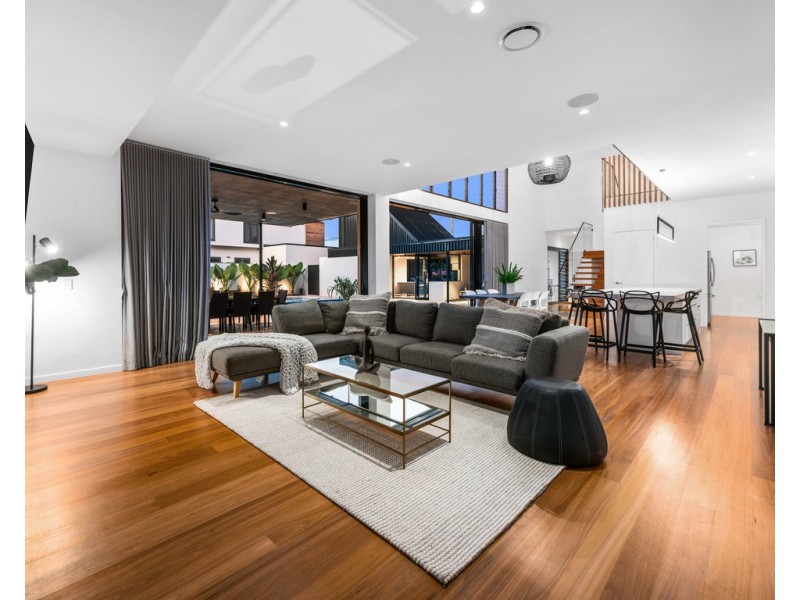 14 Matong Street, Hendra QLD 4011