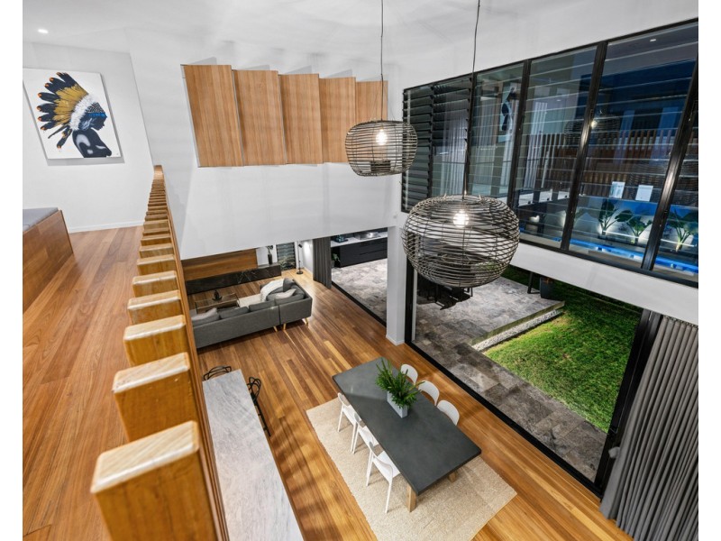 14 Matong Street, Hendra QLD 4011