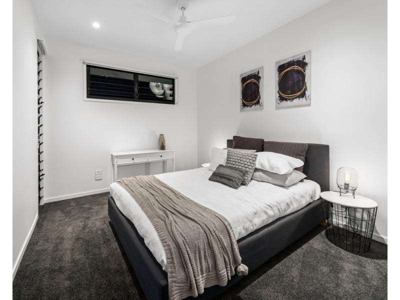 14 Matong Street, Hendra QLD 4011