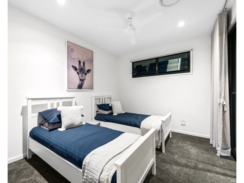 14 Matong Street, Hendra QLD 4011