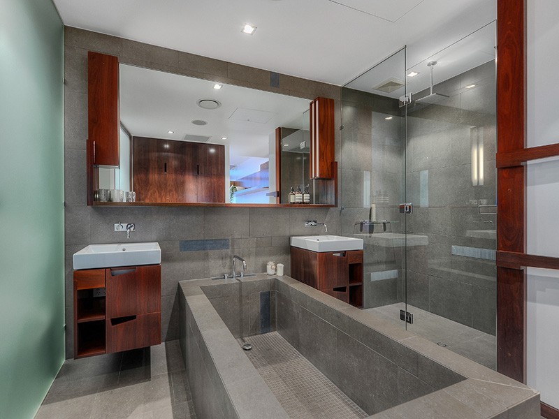 33B Harbour Road, Hamilton QLD 4007