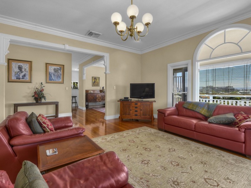 30 Waverley Street, Teneriffe QLD 4005