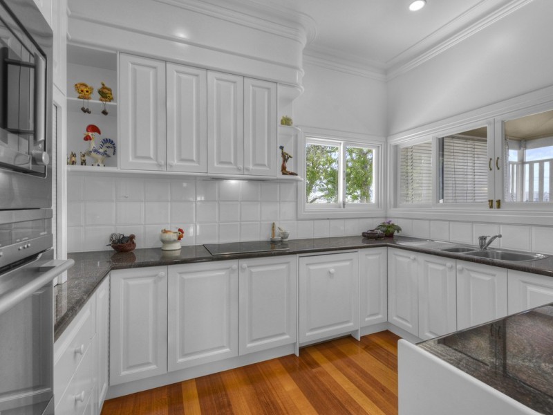 30 Waverley Street, Teneriffe QLD 4005