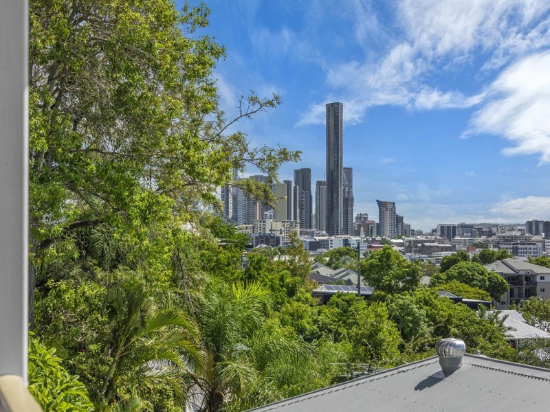 30 Waverley Street, Teneriffe QLD 4005