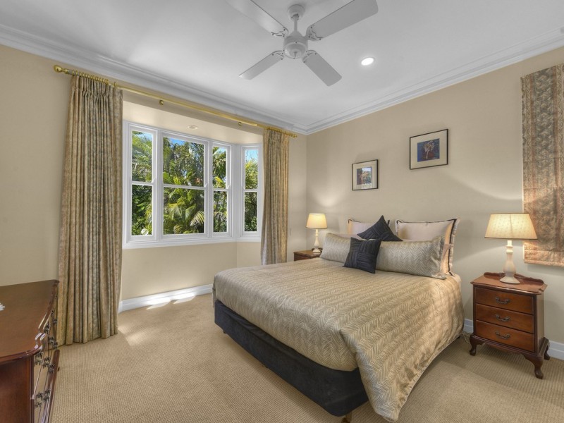 30 Waverley Street, Teneriffe QLD 4005