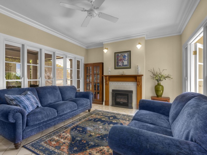 30 Waverley Street, Teneriffe QLD 4005