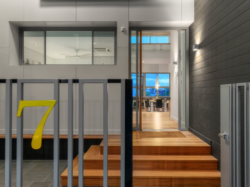 House 7/24 Macquarie Street, Teneriffe QLD 4005