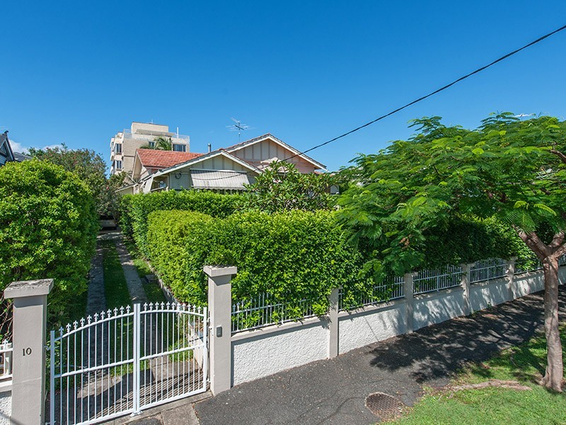 10 Llewellyn Street, New Farm QLD 4005