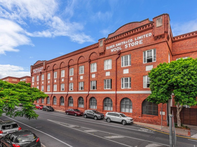 302/64 Macquarie Street, Teneriffe QLD 4005