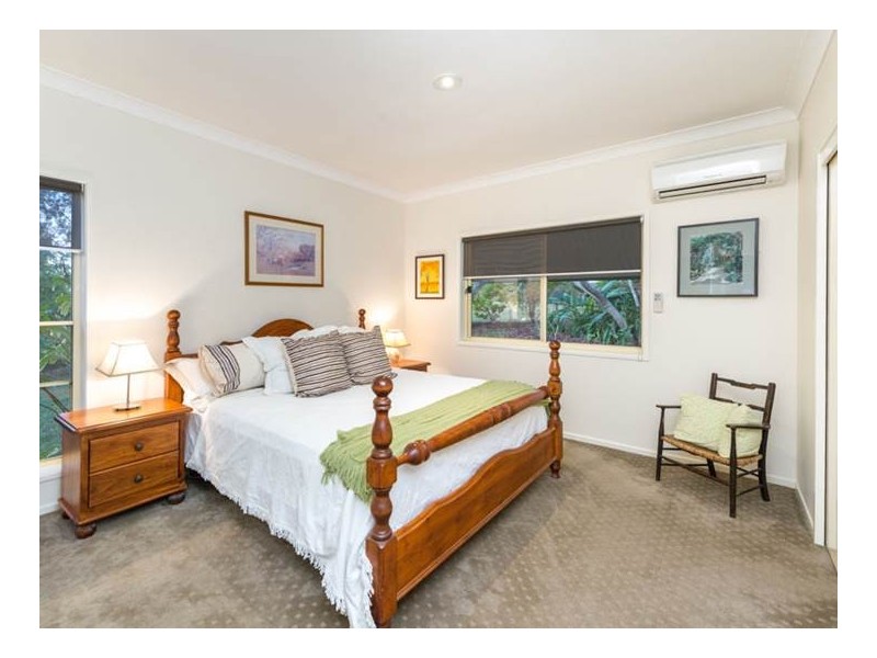 9 Jancy Court, Samford Valley QLD 4520