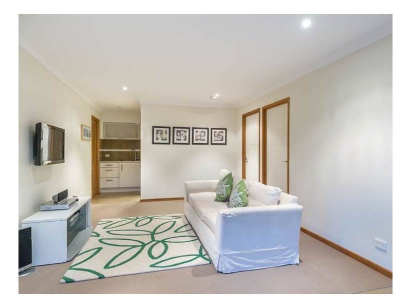 9 Jancy Court, Samford Valley QLD 4520