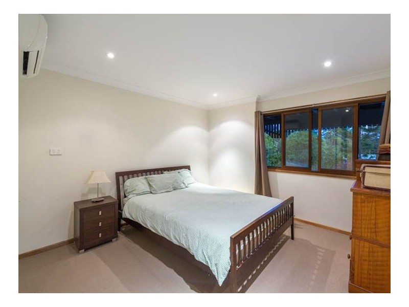 9 Jancy Court, Samford Valley QLD 4520