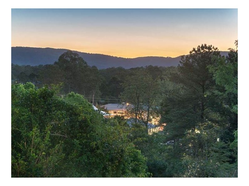 9 Jancy Court, Samford Valley QLD 4520