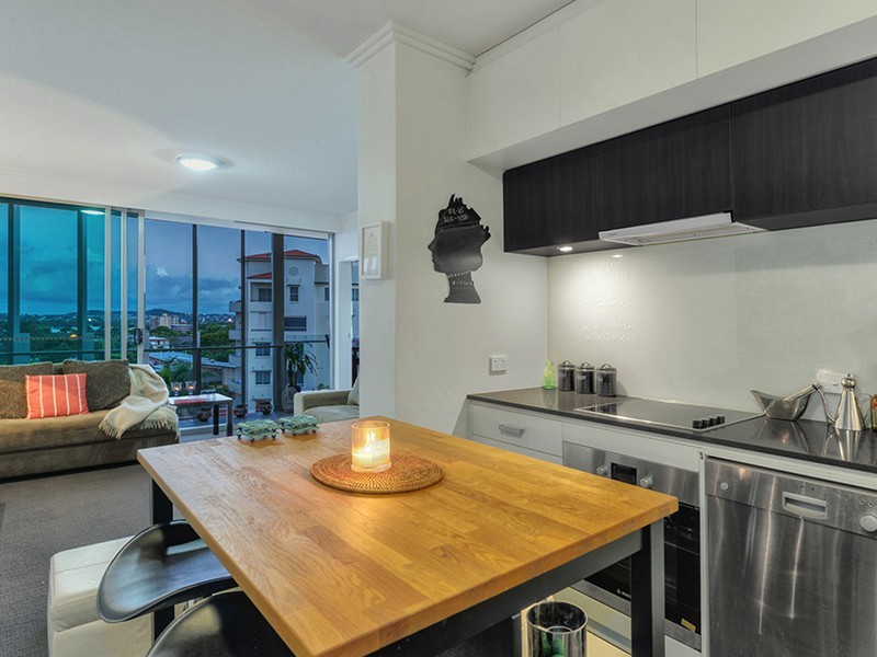 26/75 Barker Street, New Farm QLD 4005