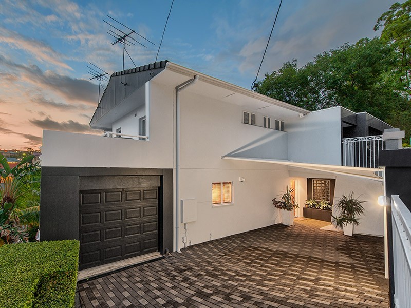 1 /  42 Grays Road, Hamilton QLD 4007