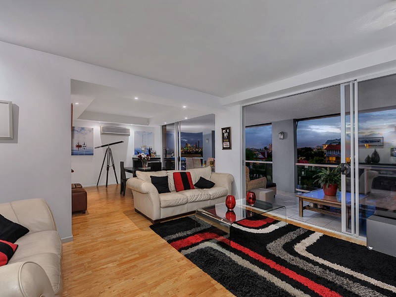 1 /  42 Grays Road, Hamilton QLD 4007