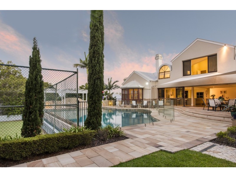 100 Oriel Road, Clayfield QLD 4011