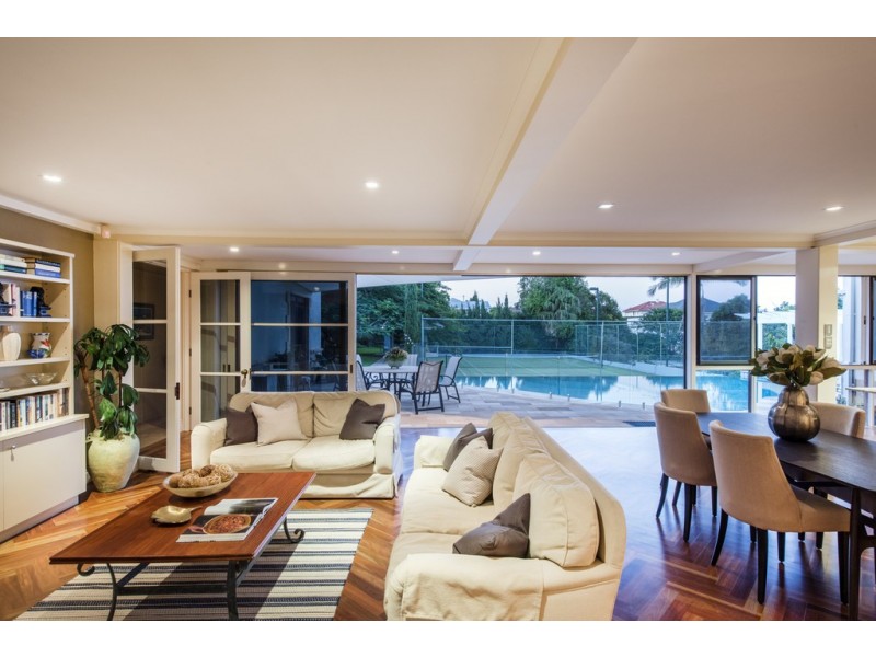 100 Oriel Road, Clayfield QLD 4011